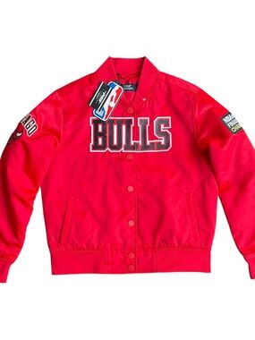 Chicago Bulls Pro Standard Women's Red Satin Bomber Jacket Size: XS